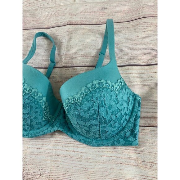 Lightly Padded Bra - Picture 2 of 10